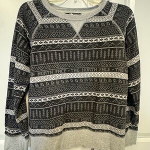 The North Face Sweatshirt Womens Size Med Long Sleeve Crew Neck Fair Isle w/Logo
